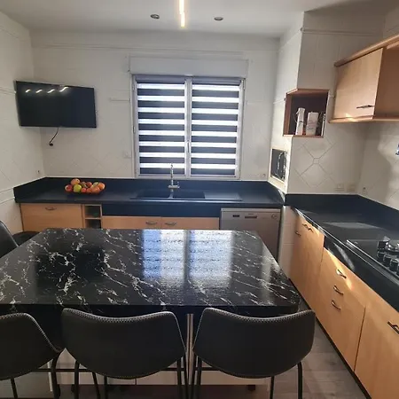 Maison d'hôtes Maison Moderne, 20 Min De Paris *